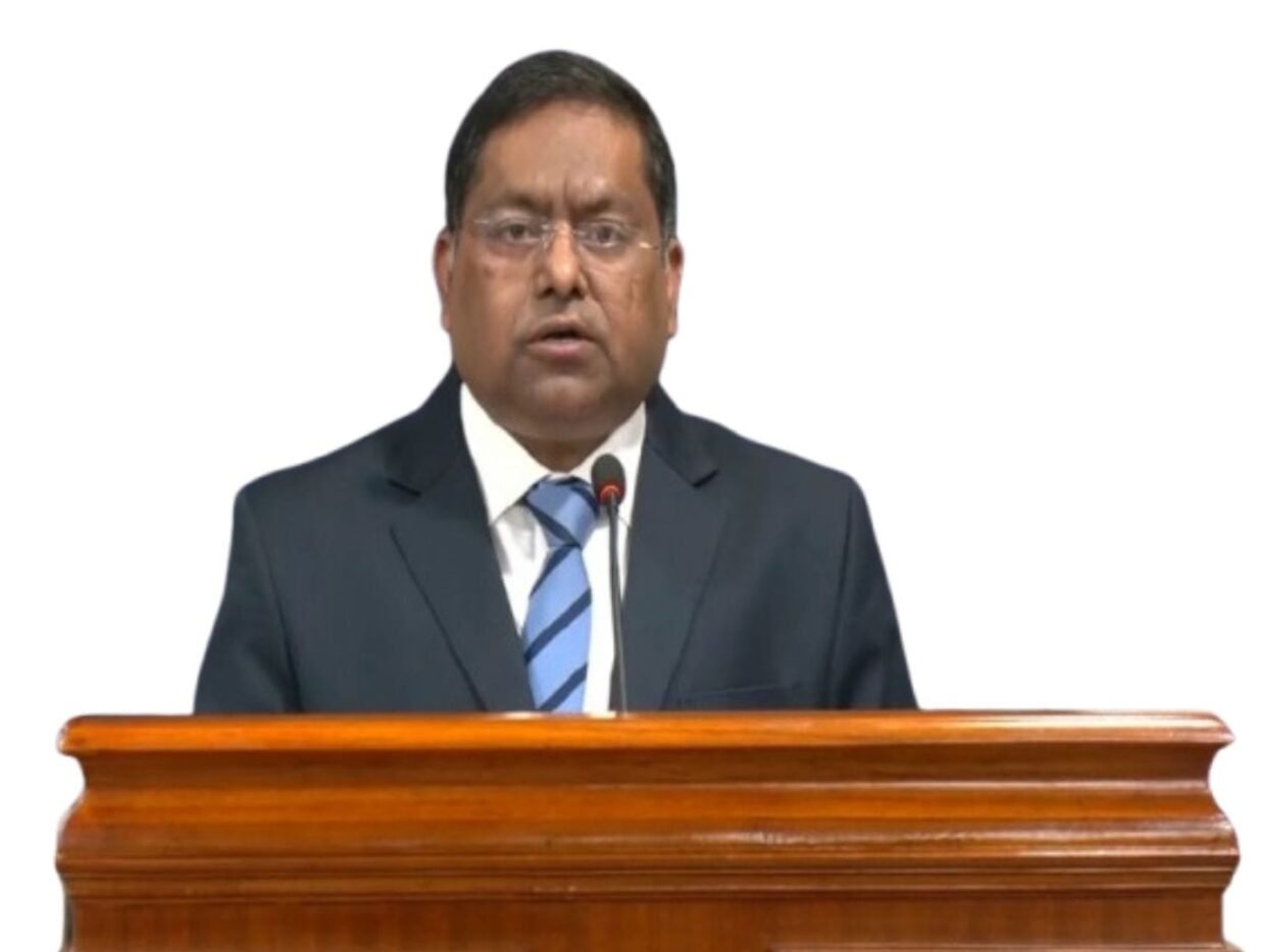 French President Emmanuel Macron’s Morning Run in Mumbai Delivers Strong Message to Young People: MEA