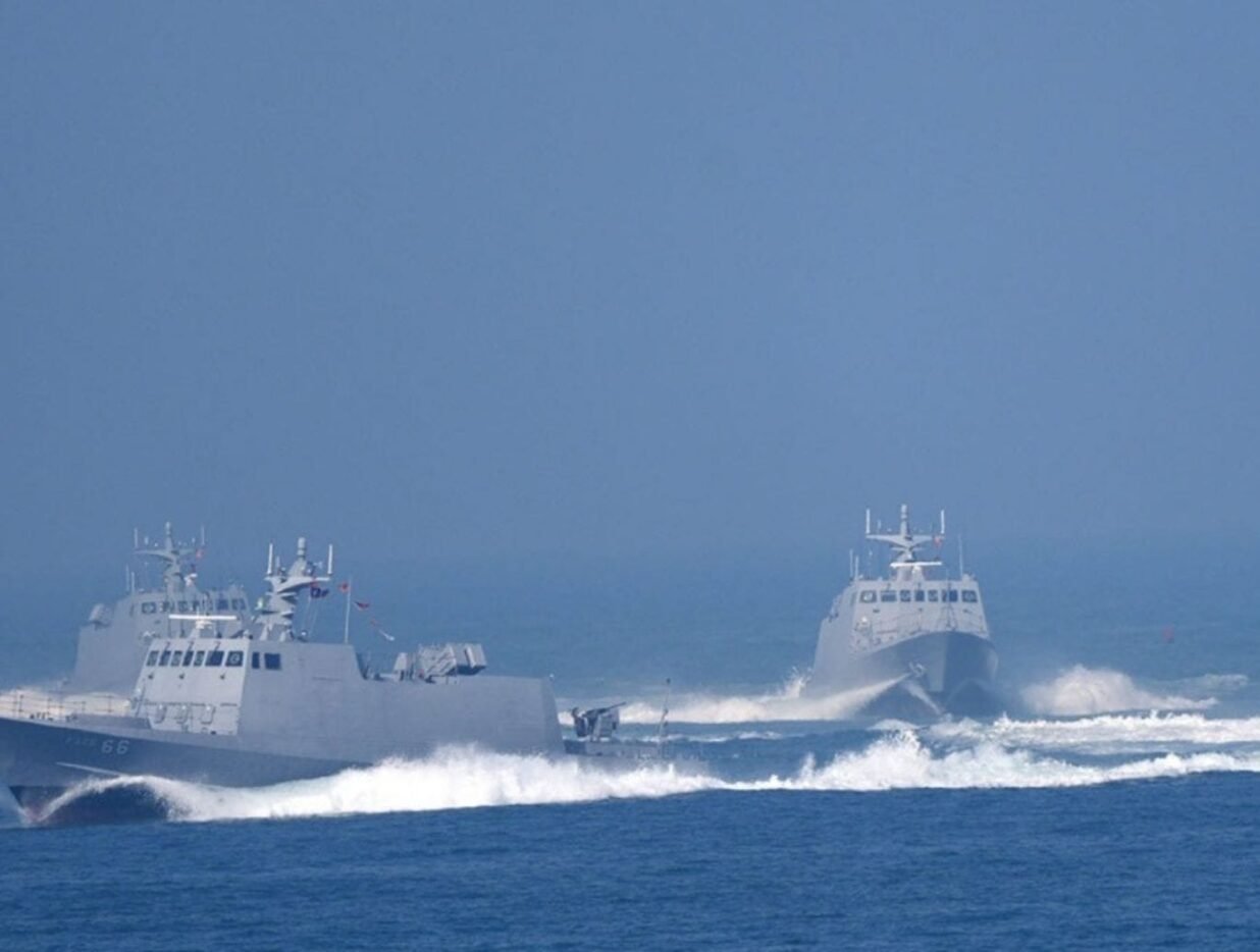 Taiwan Reports Presence of Five Chinese Naval Vessels in Surrounding Seas