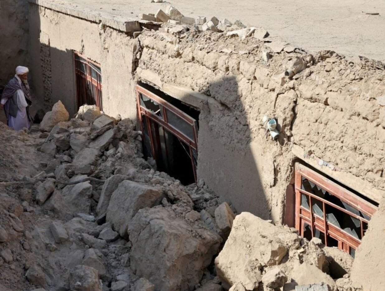 Afghanistan : Taliban Says 19 Pakistani Posts Seized,55 Pakistani Soldiers Dead