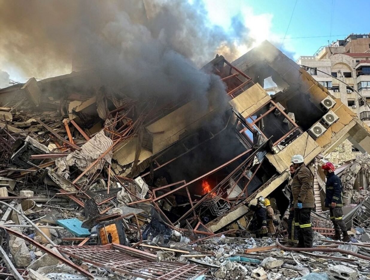 Report: US Missile Strike Impacts School and Residential Area in Iran’s Khomeyn