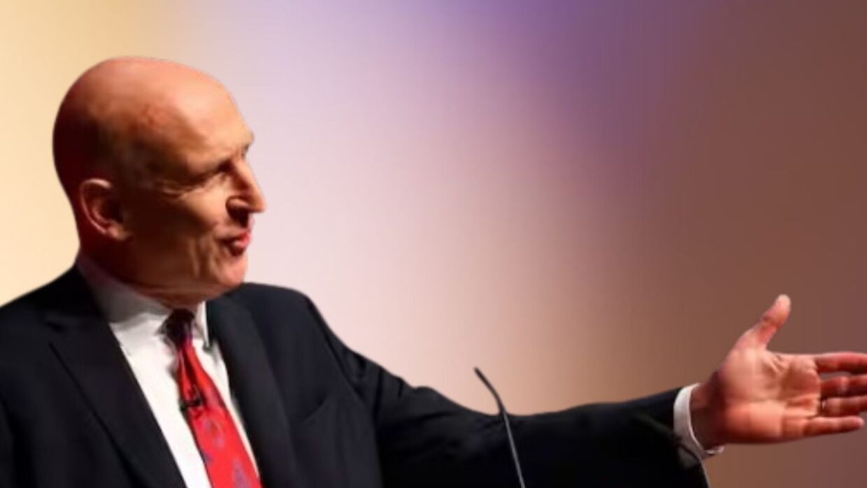 UK Finance Minister to Push for Lower Borrowing as War Raises Costs